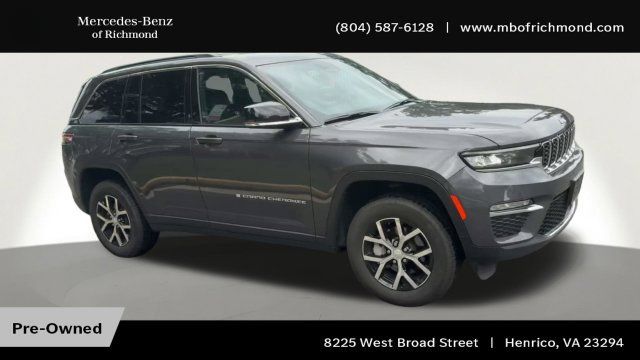 Used 2025 Jeep Grand Cherokee Limited AWD/4WD image 4