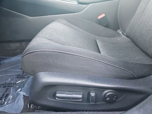 Used 2023 Honda Accord EX image 26