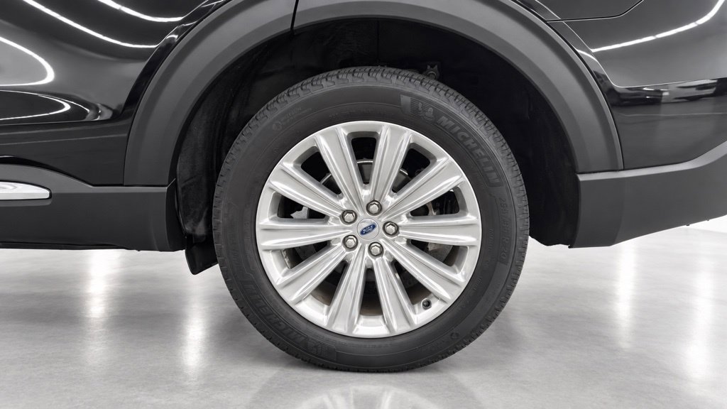 Used 2020 Ford Explorer Limited AWD/4WD image 8