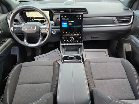Used 2025 GMC Terrain Elevation AWD/4WD image 14
