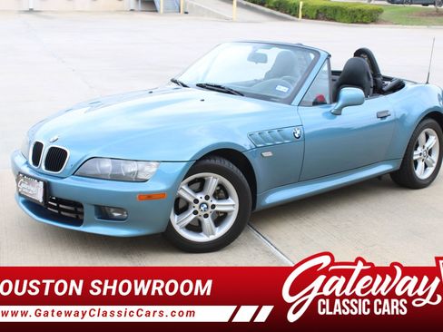 Used 2002 BMW Z3 2.5i RWD image 1