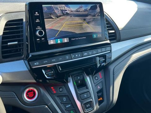 Used 2025 Honda Odyssey Sport-L image 22