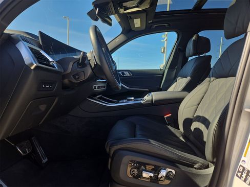 Used 2026 BMW X5 M60i image 16