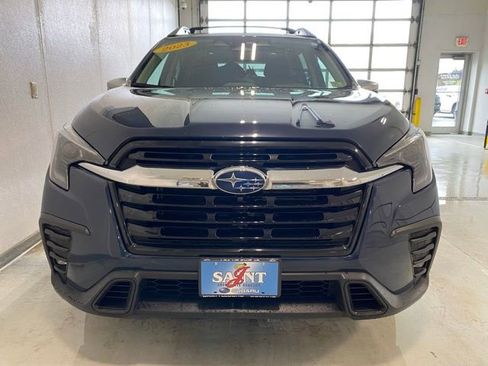 Used 2023 Subaru Ascent Limited w/ Technology Package AWD/4WD image 4