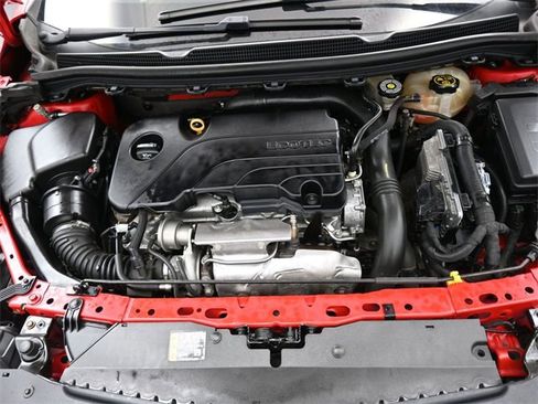 Used 2018 Chevrolet Cruze LT image 24