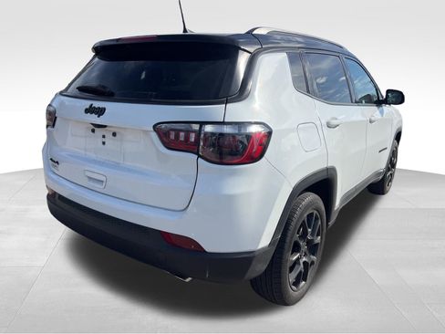 Used 2022 Jeep Compass Altitude w/ Convenience Group image 5
