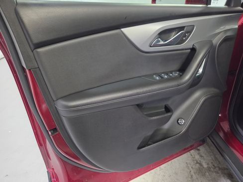 Used 2020 Chevrolet Blazer LT AWD/4WD image 17