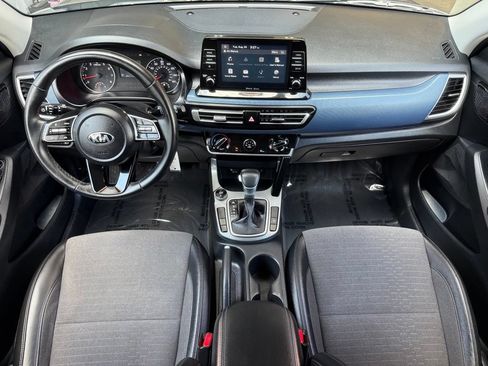 Used 2021 Kia Seltos S FWD image 24