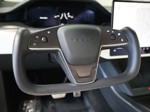 Used 2022 Tesla Model X Plaid AWD/4WD image 30