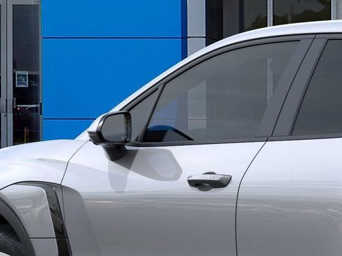 New 2026 Chevrolet Blazer EV LT image 12