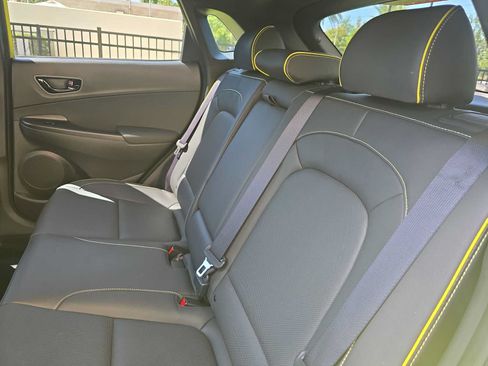 Used 2020 Hyundai Kona Limited w/ Cargo Package FWD image 12