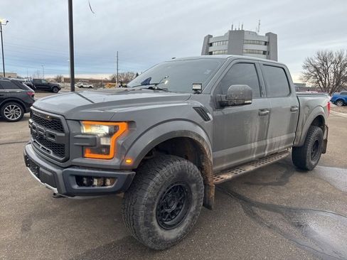 Used 2018 Ford F150 Raptor w/ Equipment Group 802A Luxury image 2