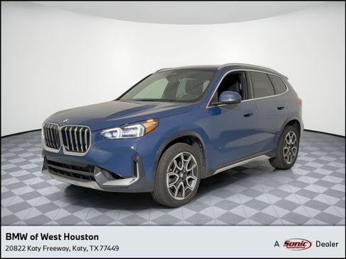 Used 2026 BMW X1 xDrive28i AWD/4WD image 1