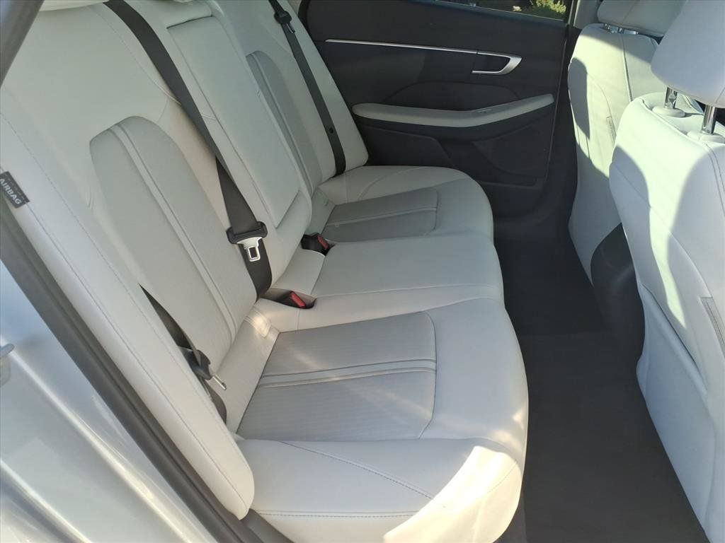Certified 2026 Hyundai Sonata SEL FWD image 9