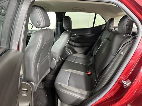 Used 2023 Buick Encore GX Select w/ Sport Touring Package image 25