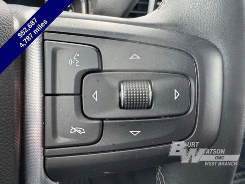 Used 2025 GMC Sierra 1500 Elevation image 16