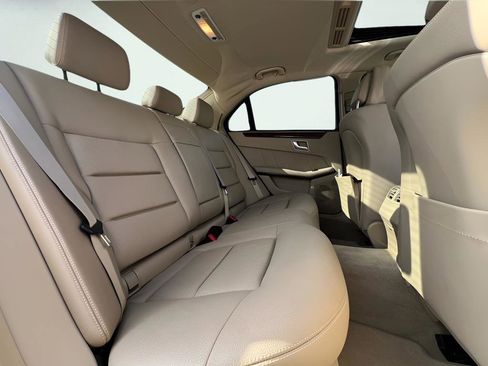 Used 2013 Mercedes-Benz E 350 Sedan image 27