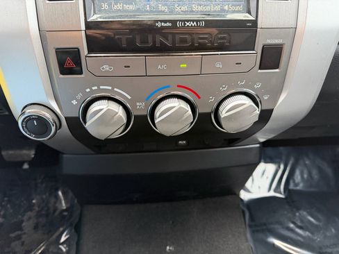 Used 2016 Toyota Tundra SR5 image 12