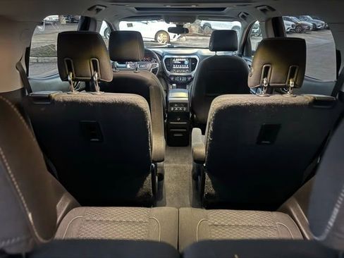 Used 2019 GMC Acadia SLE w/ Driver Alert Package I image 12