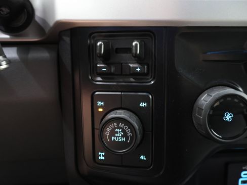 Used 2025 Ford F350 XLT w/ Tremor Off-Road Package AWD/4WD image 39