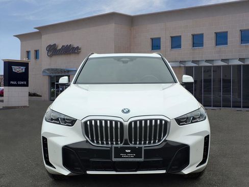 Used 2026 BMW X5 xDrive50e w/ M Sport Package image 2
