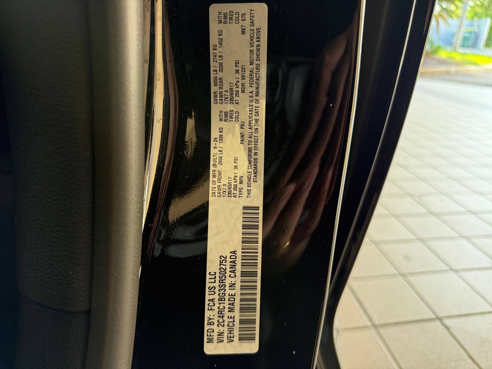 Used 2025 Chrysler Pacifica Select FWD image 31