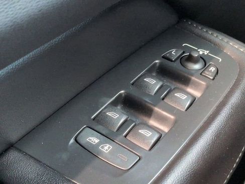 Used 2022 Volvo XC60 B5 Inscription w/ Advanced Package image 23