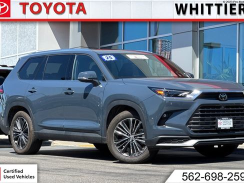 Used 2025 Toyota Grand Highlander MAX Platinum image 1