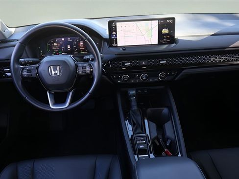Used 2024 Honda Accord Touring image 15