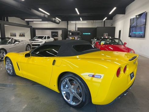 Used 2007 Chevrolet Corvette Convertible w/ Preferred Equipment Group RWD image 4