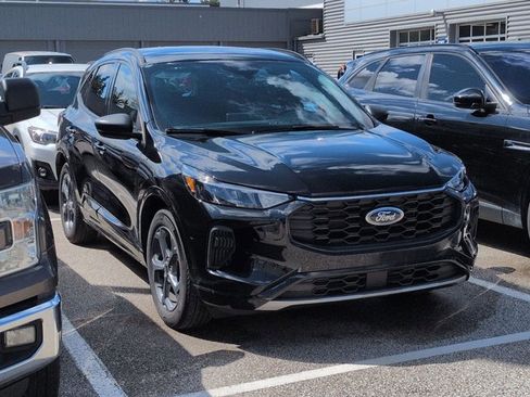 Used 2023 Ford Escape ST-Line w/ Tech Pack #1 image 3