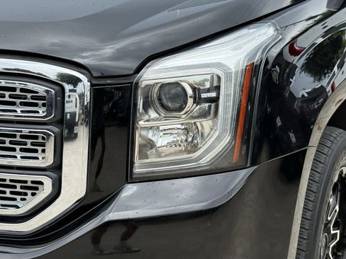 Used 2019 GMC Yukon SLT RWD image 10