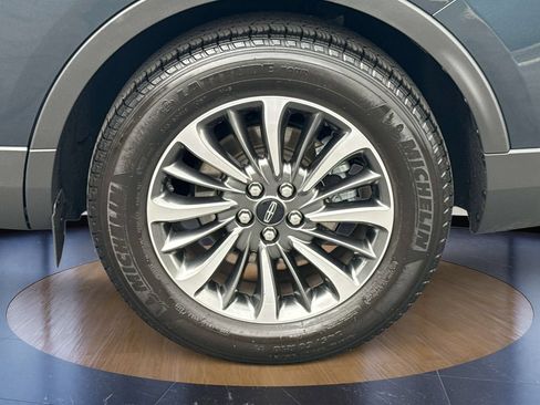 Certified 2023 Lincoln Nautilus Reserve w/ Luxury Package FWD image 31