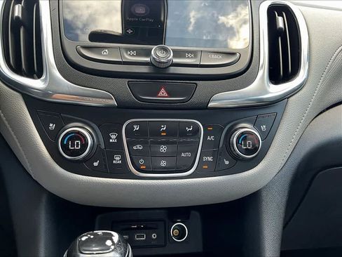 Used 2020 Chevrolet Equinox Premier AWD/4WD image 17