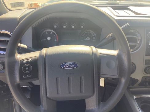 Used 2012 Ford F350 XLT w/ XLT Interior Pkg AWD/4WD image 23