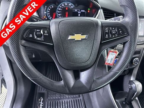 Used 2017 Chevrolet Trax LT image 11