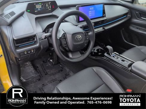 Used 2025 Toyota Prius image 11