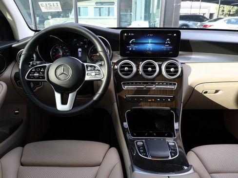 Used 2022 Mercedes-Benz GLC 300 image 25