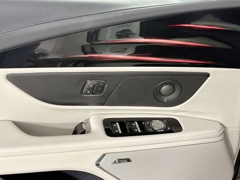 New 2026 Lincoln Nautilus Reserve w/ Jet Appearance Package image 18