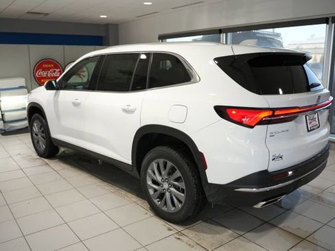 New 2026 Buick Enclave Preferred AWD/4WD image 3