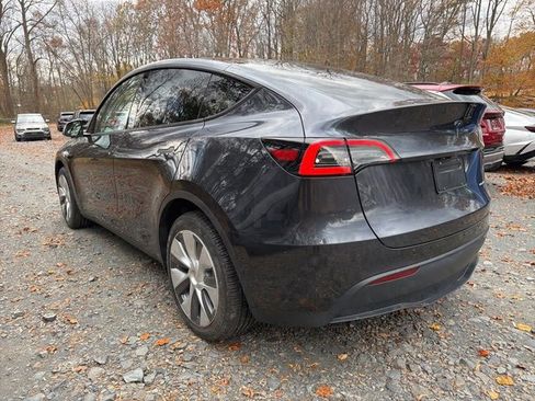 Used 2024 Tesla Model Y Long Range image 4