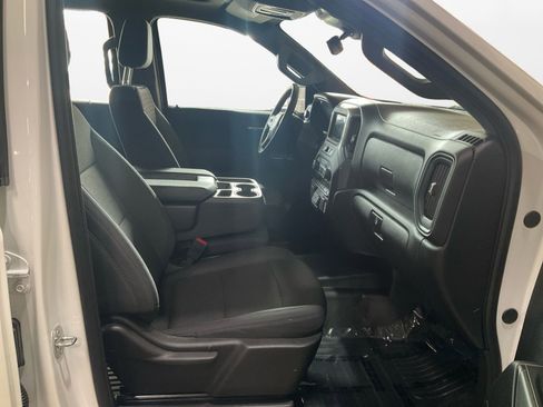 Used 2024 Chevrolet Silverado 1500 W/T w/ Z71 Off-Road Package image 15