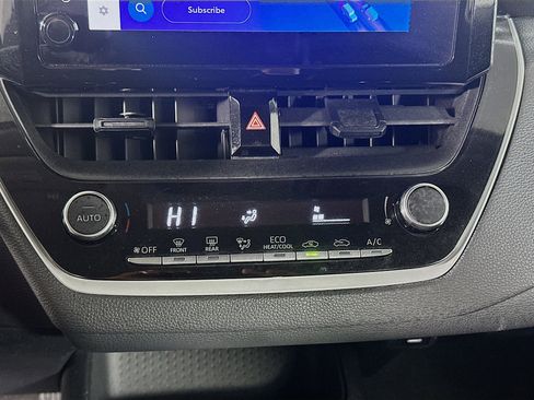 Used 2023 Toyota Corolla LE image 24
