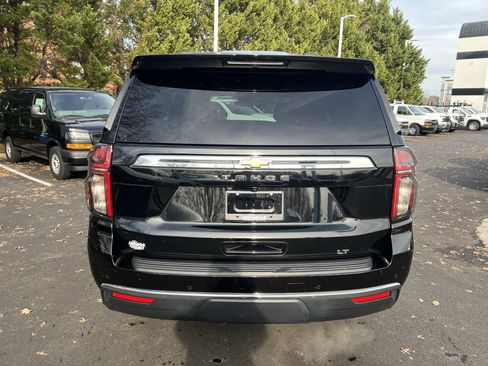 Used 2023 Chevrolet Tahoe LT w/ Luxury Package image 9