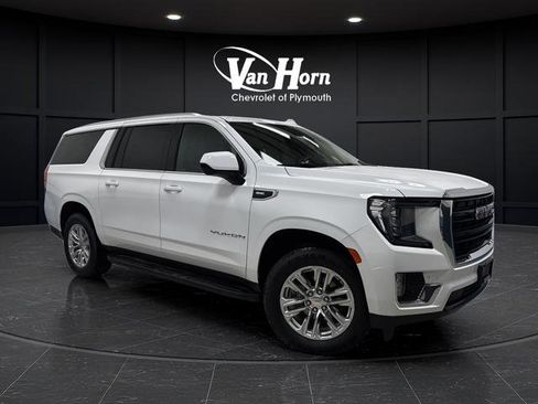 Used 2024 GMC Yukon XL SLE image 1