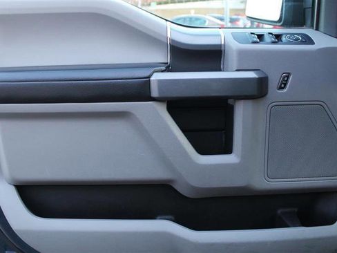 Used 2015 Ford F150 XLT w/ Equipment Group 302A Luxury image 14