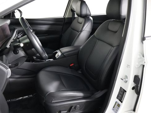 Used 2025 Hyundai Tucson SEL FWD image 30