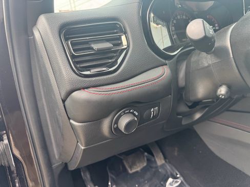 Used 2024 Dodge Durango GT image 18