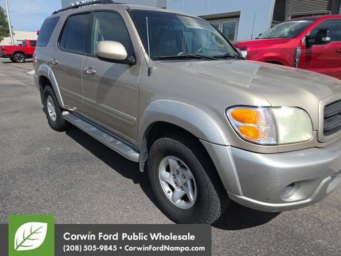 Used 2001 Toyota Sequoia SR5 AWD/4WD image 4