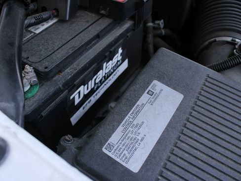 Used 2018 GMC Sierra 1500 SLT image 32